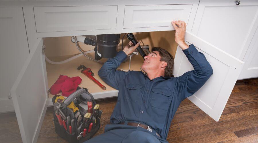 Local expert plumbing services in Oneida, IL